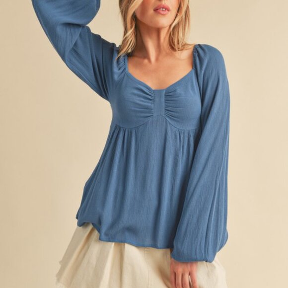Aemi + Co Ruched Sweetheart Neck Balloon Sleeve Blouse - Picture 5 of 5